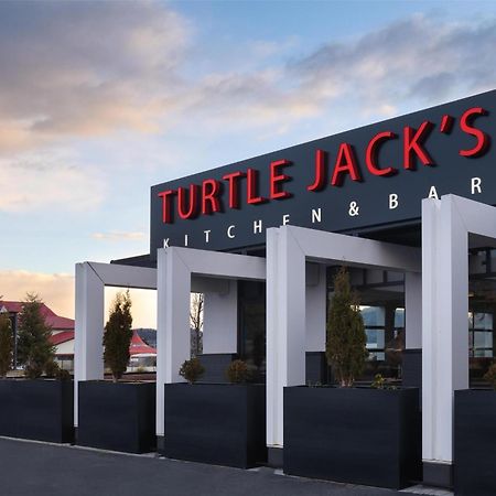 Doubletree By Hilton West Kelowna Dış mekan fotoğraf