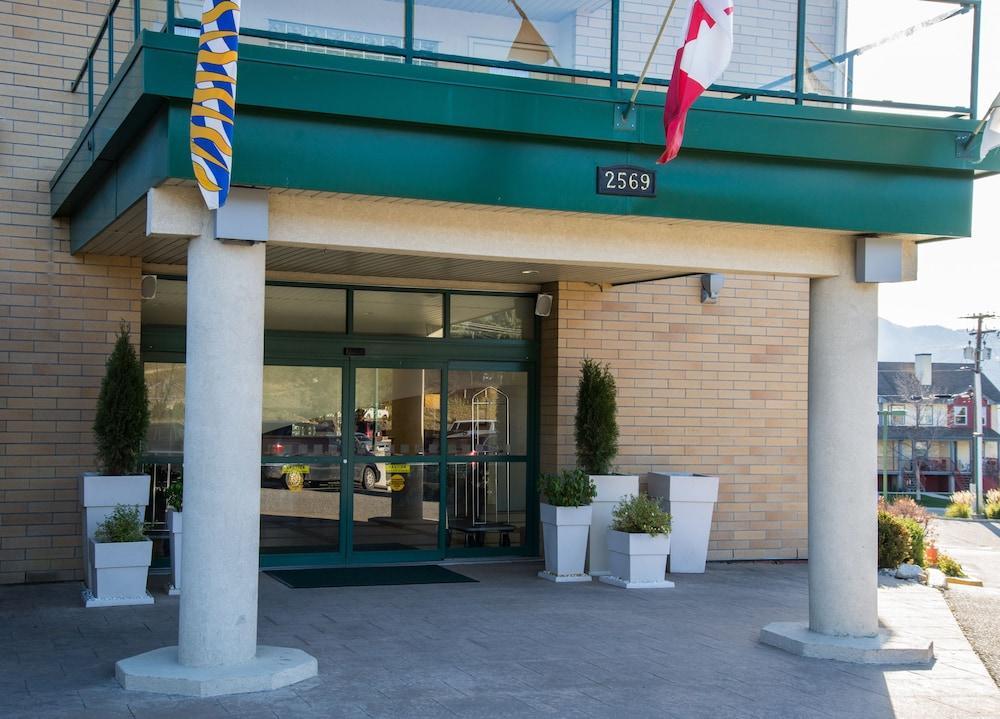 Doubletree By Hilton West Kelowna Dış mekan fotoğraf