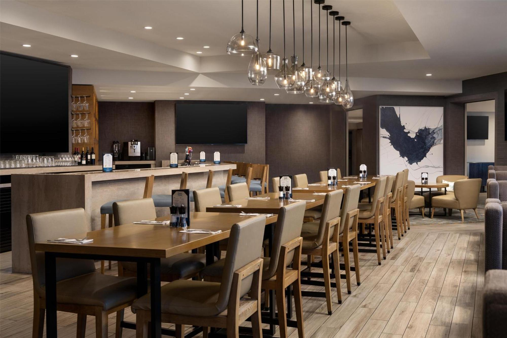 Doubletree By Hilton West Kelowna Dış mekan fotoğraf