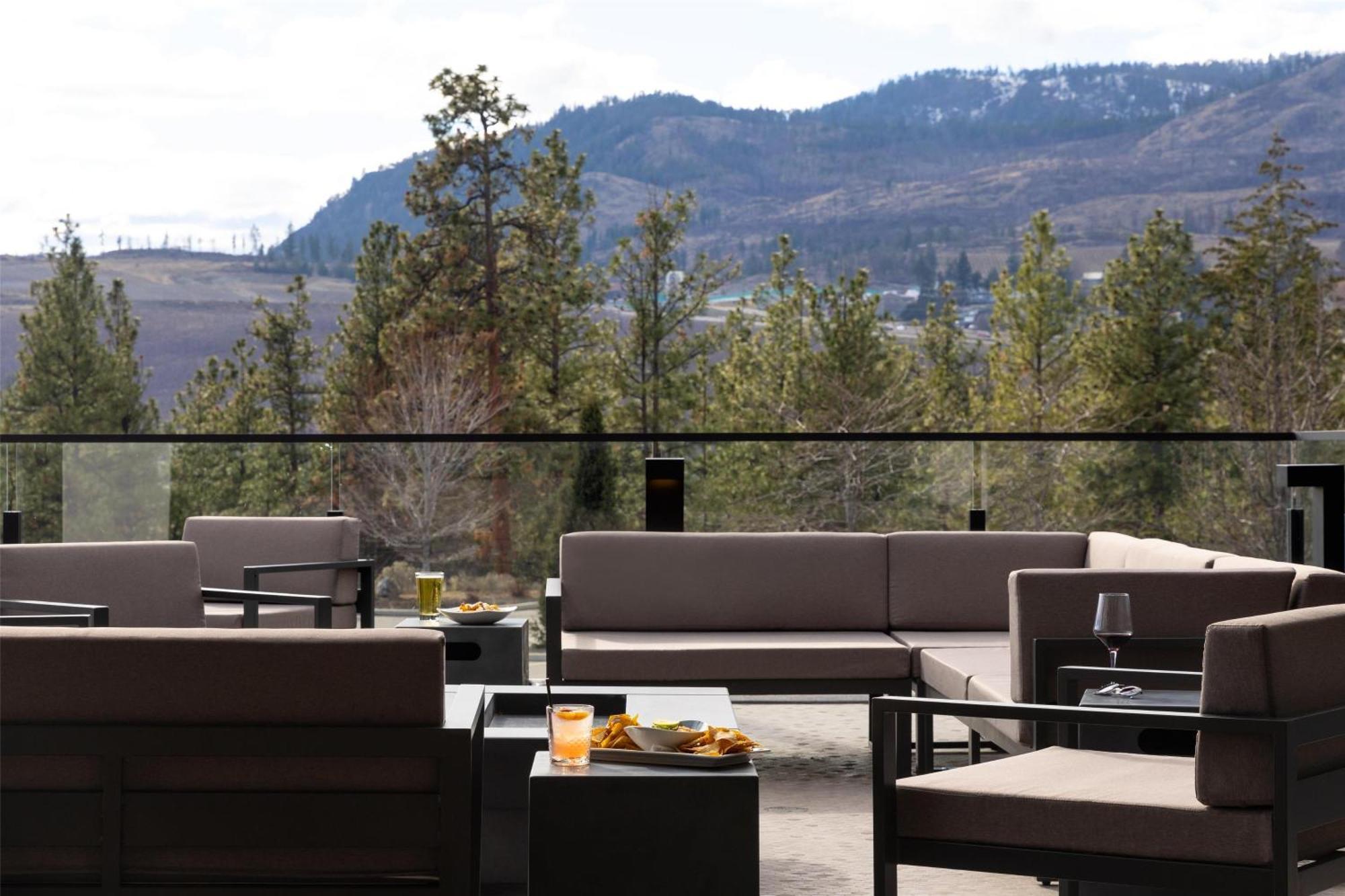 Doubletree By Hilton West Kelowna Dış mekan fotoğraf
